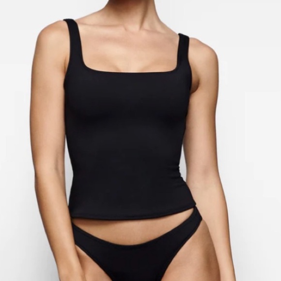 NWT SKIMS Shaping Swim Tank - Picture 1 of 7